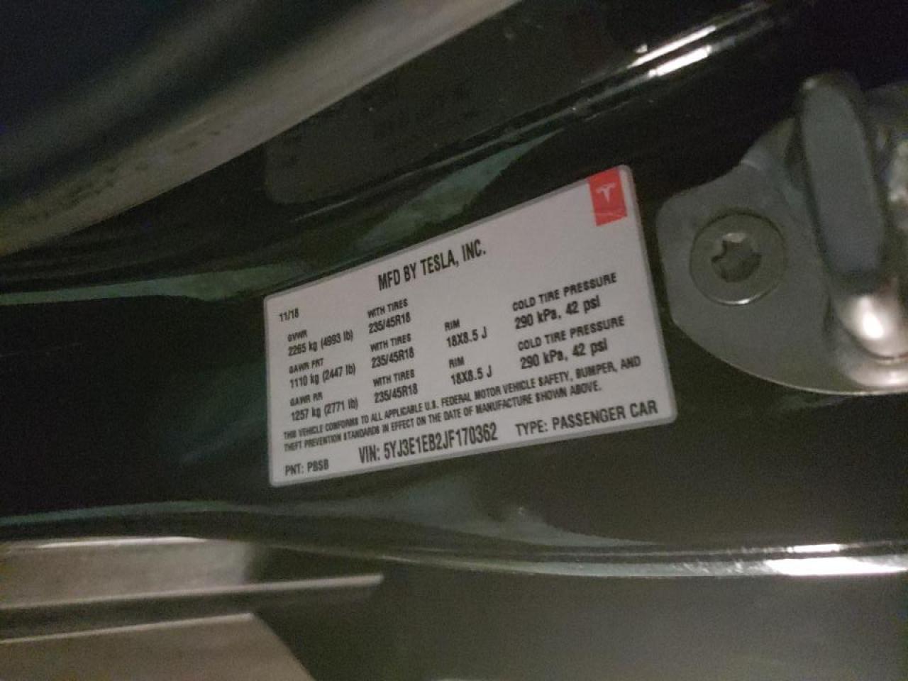 Photo 10 from auction – 2018 TESLA MODEL 3 with VIN 5YJ3E1EB2JF170362
