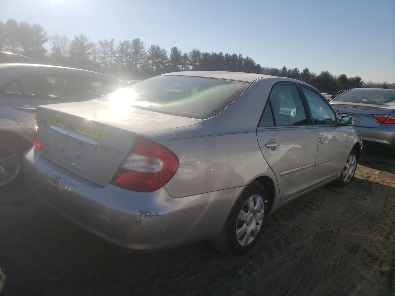 Photo 4 from auction – 2003 TOYOTA CAMRY LE with VIN 4T1BE30K83U142845