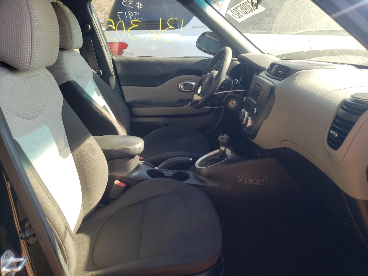 Photo 5 from auction – 2017 KIA SOUL with VIN KNDJN2A21H7445917