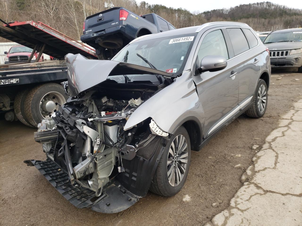 Photo 2 from auction – 2020 MITSUBISHI OUTLANDER with VIN JA4AD3A35LZ040541