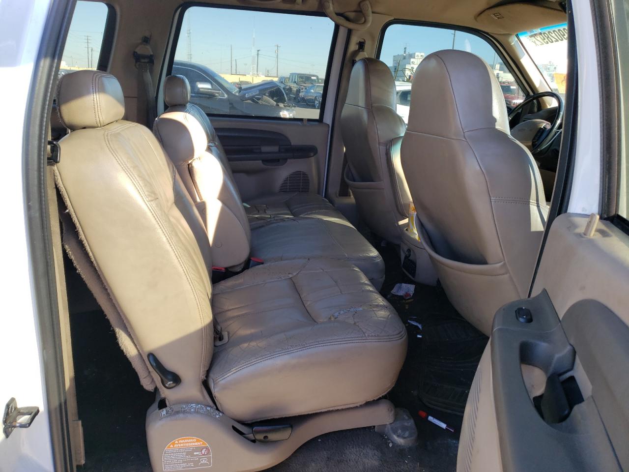 Photo 6 from auction – 2001 FORD EXCURSION with VIN 1FMNU40L61EB23751