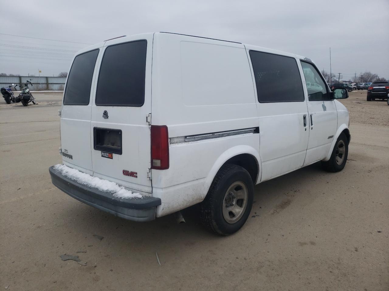 Photo 4 from auction – 2001 GMC SAFARI XT with VIN 1GTDM19W31B504180