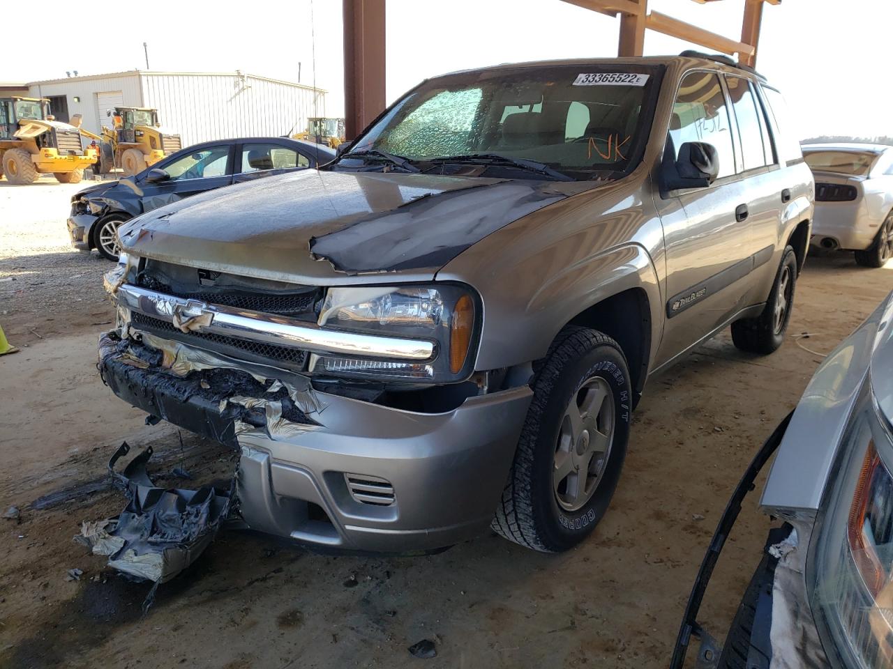 Photo 2 from auction – 2003 CHEVROLET TRAILBLAZE with VIN 1GNDS13S132128536