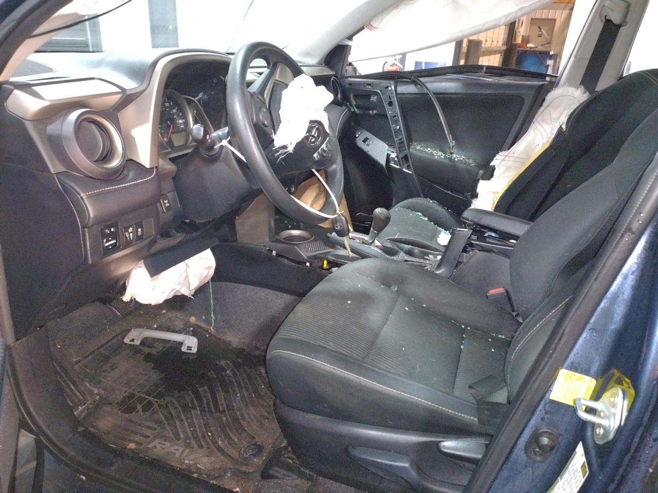 Photo 5 from auction – 2013 TOYOTA RAV4 XLE with VIN 2T3RFREV4DW013088