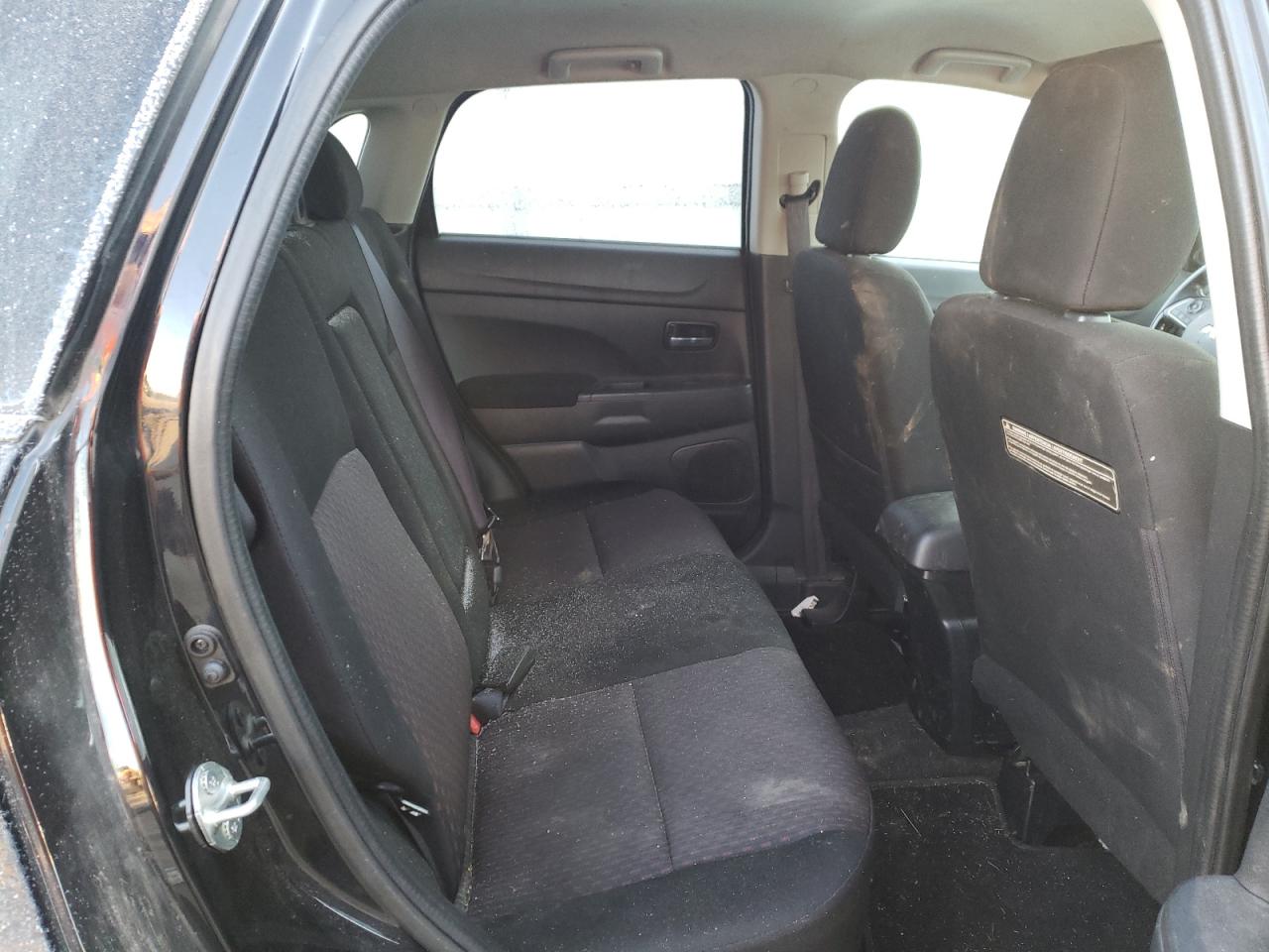 Photo 6 from auction – 2017 MITSUBISHI OUTLANDER with VIN JA4AP3AUXHZ009759