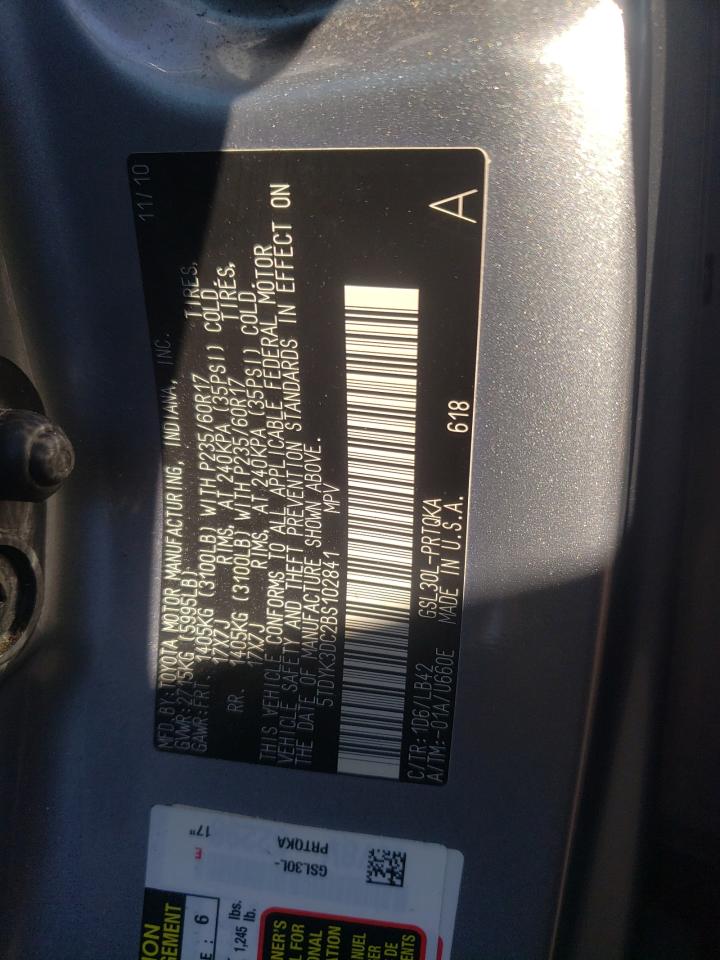 Photo 10 from auction – 2011 TOYOTA SIENNA XLE with VIN 5TDYK3DC2BS102841