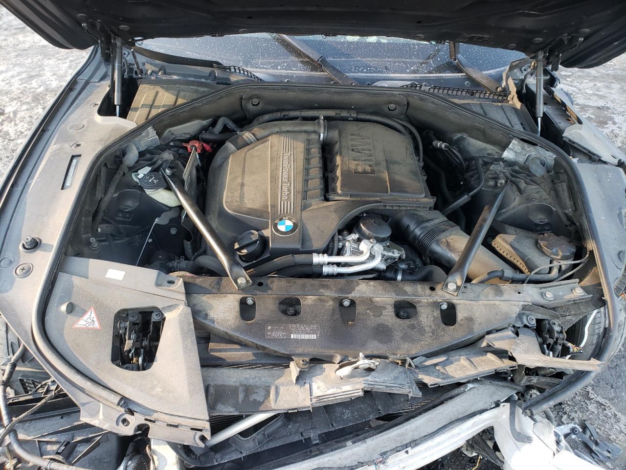 Photo 7 from auction – 2013 BMW 740 I with VIN WBAYA6C55DD143578