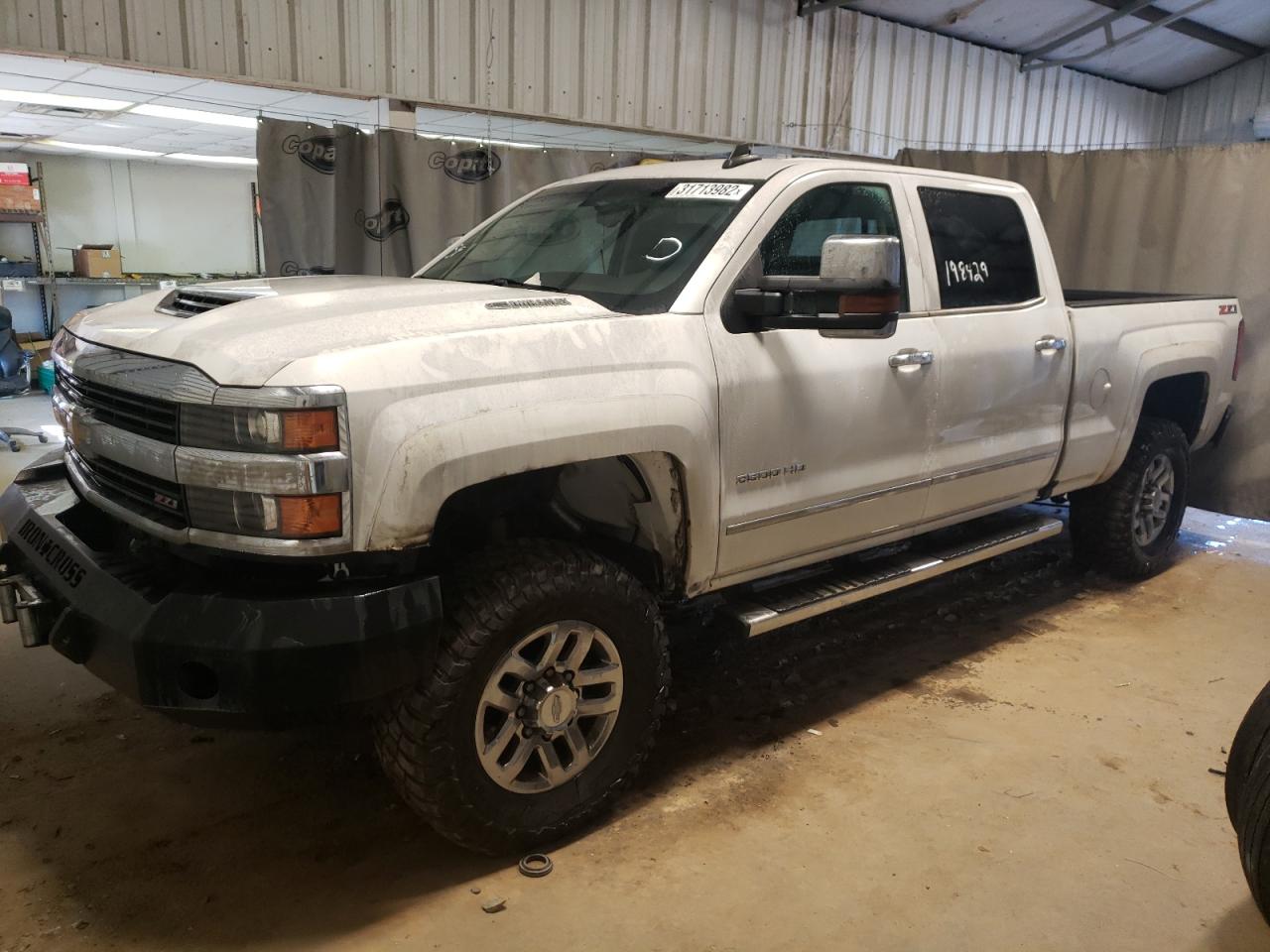 Photo 2 from auction – 2016 CHEVROLET SILVERADO with VIN 1GC4K0C85GF190110
