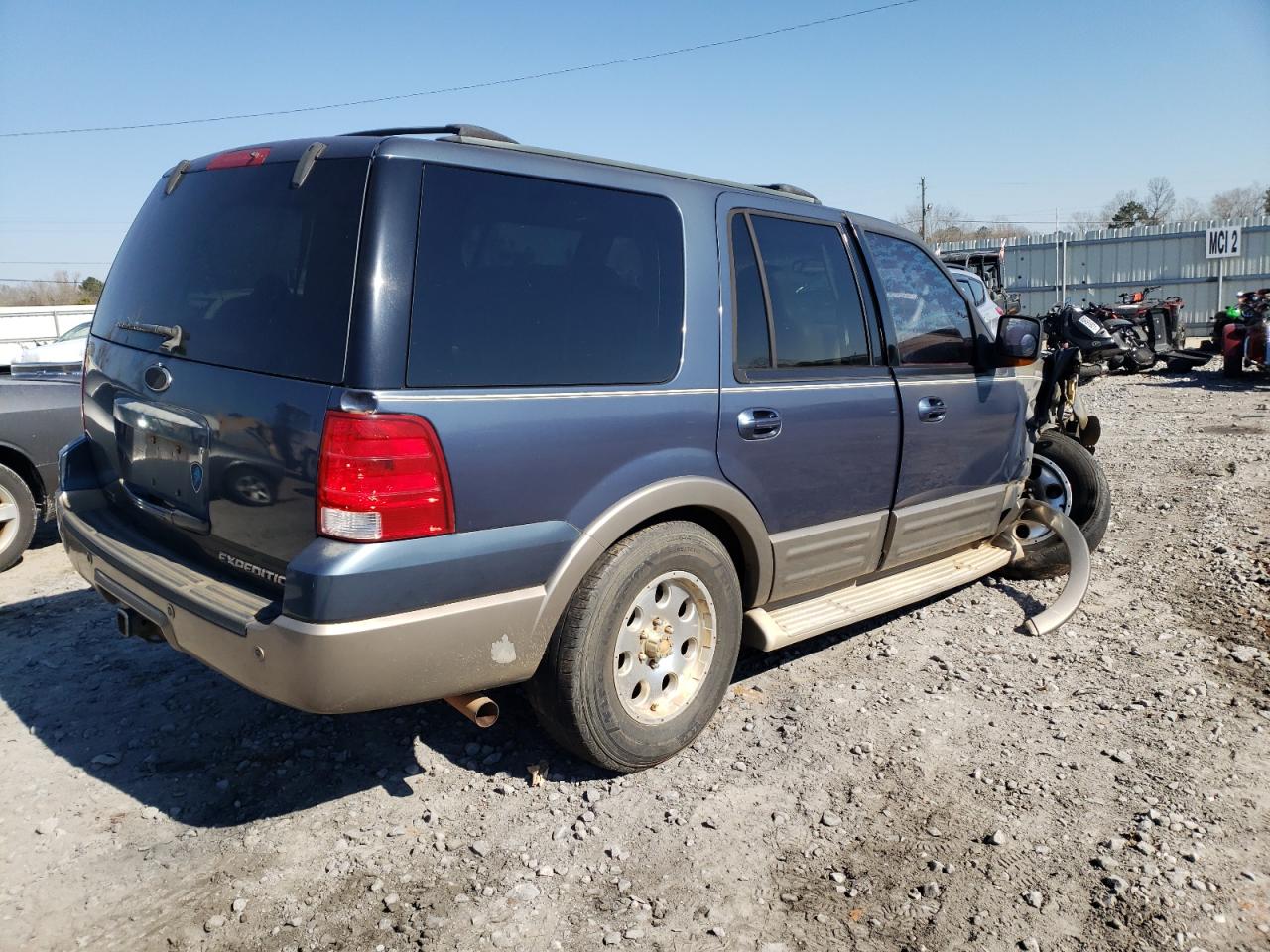 Фото 4 с аукциона – 2004 FORD EXPEDITION с VIN 1FMPU17L24LB38552