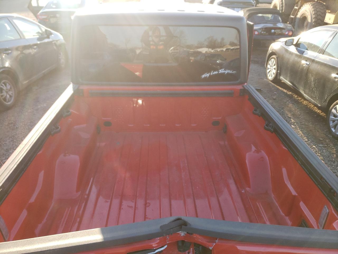 Photo 9 from auction – 2020 JEEP GLADIATOR with VIN 1C6HJTFG6LL103861