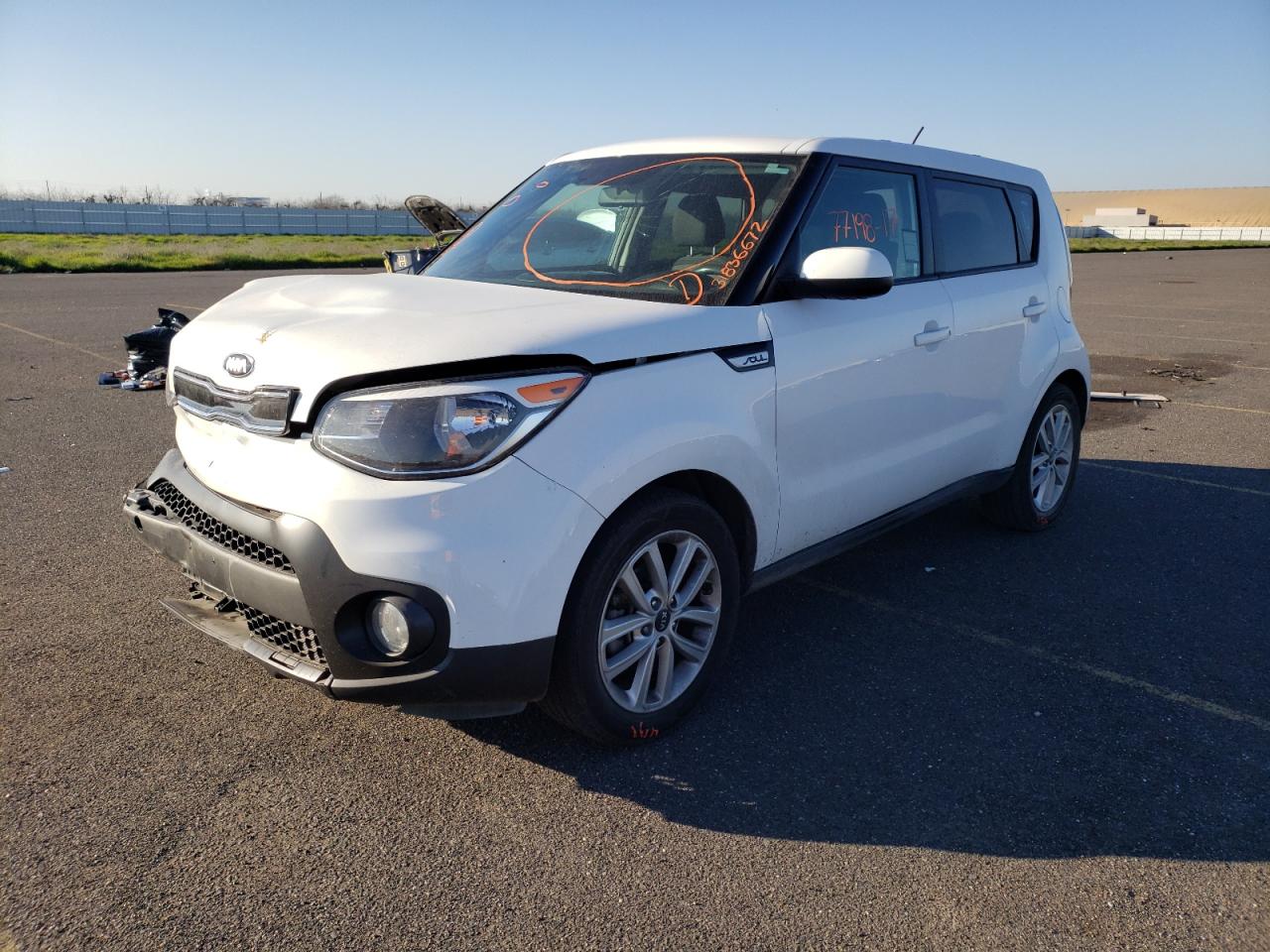 Photo 2 from auction – 2017 KIA SOUL + with VIN KNDJP3A54H7420830