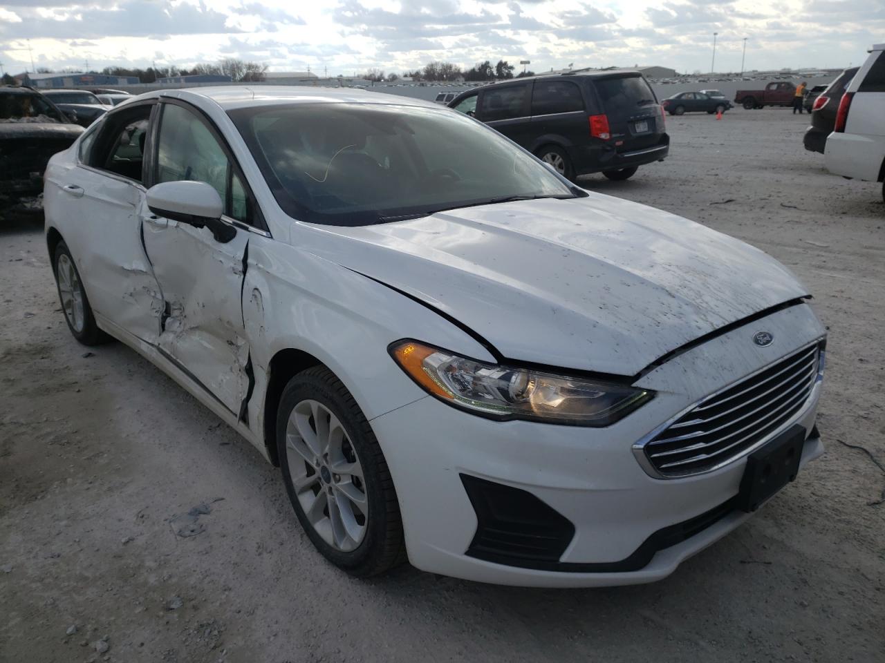 Photo 1 from auction – 2019 FORD FUSION SE with VIN 3FA6P0LU9KR173707