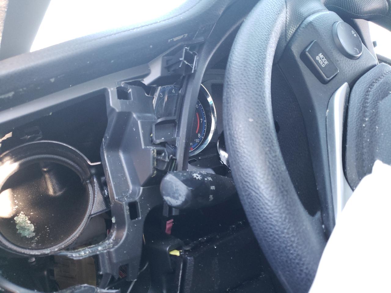 Photo 8 from auction – 2017 TOYOTA COROLLA with VIN 2T1BURHE1HC838900