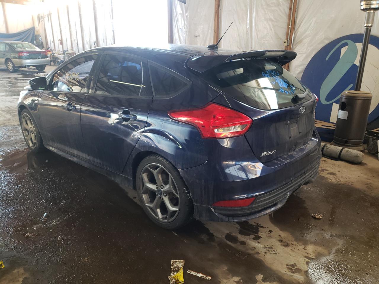 Photo 3 from auction – 2017 FORD FOCUS ST with VIN 1FADP3L94HL263472