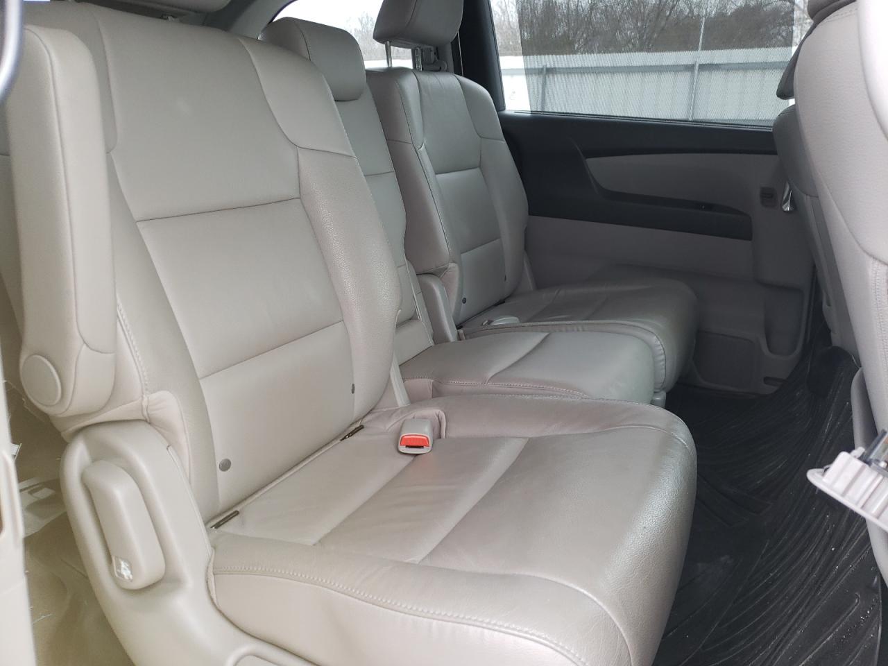 Photo 6 from auction – 2015 HONDA ODYSSEY EX with VIN 5FNRL5H6XFB011005