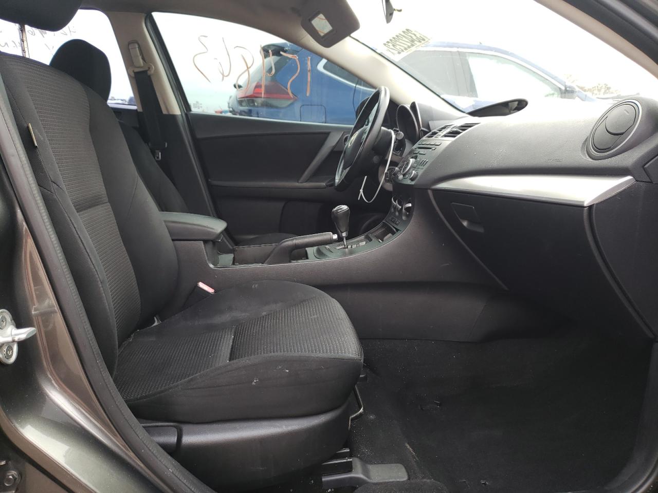 Photo 5 from auction – 2012 MAZDA 3 I with VIN JM1BL1V72C1665850