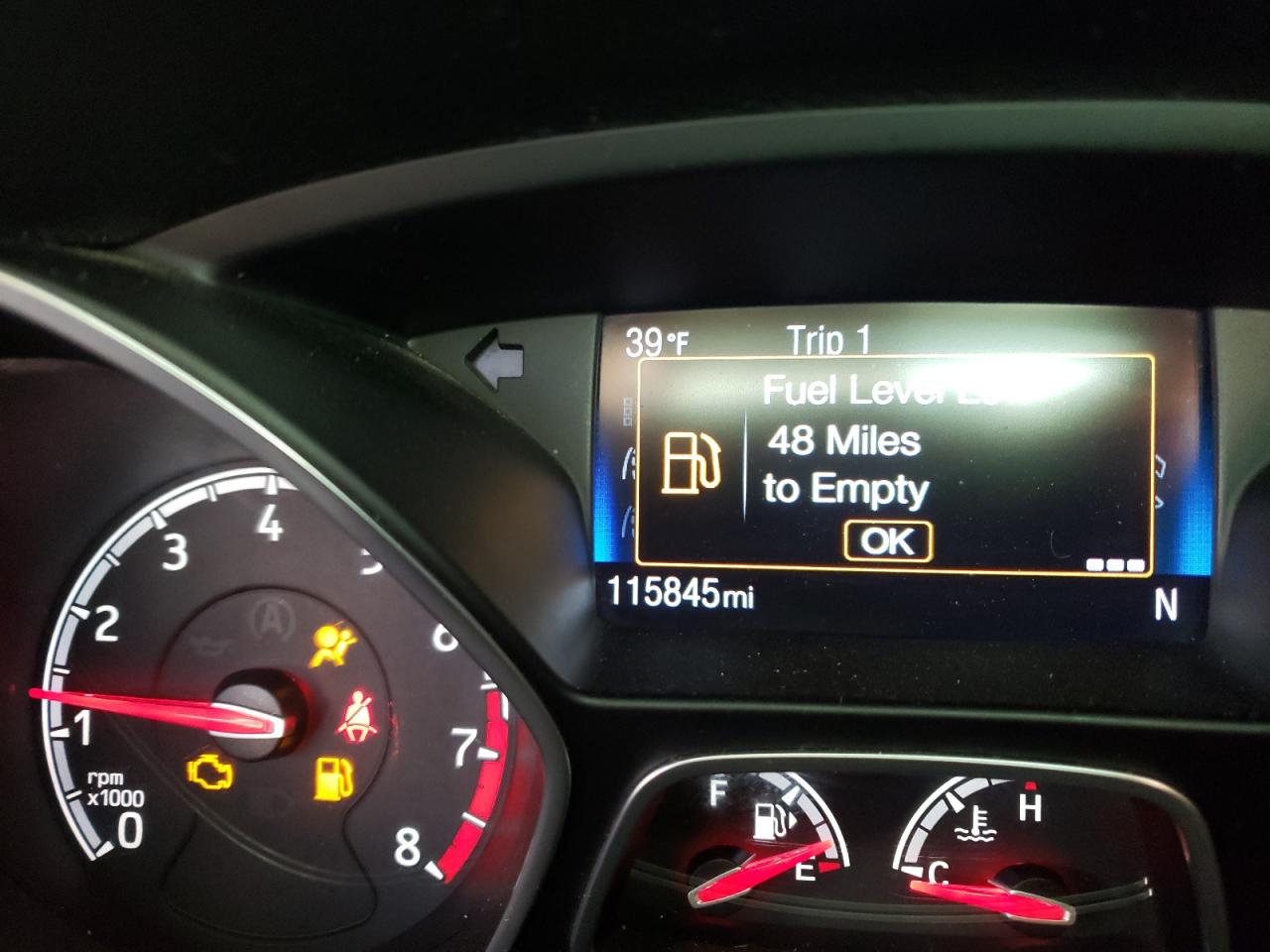 صورة رقم 8 من المزاد - 2017 FORD FOCUS ST مع VIN 1FADP3L94HL263472