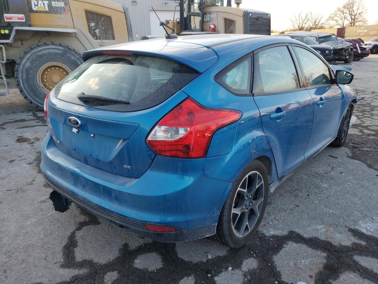 Photo 4 from auction – 2014 FORD FOCUS SE with VIN 1FADP3K24EL147690