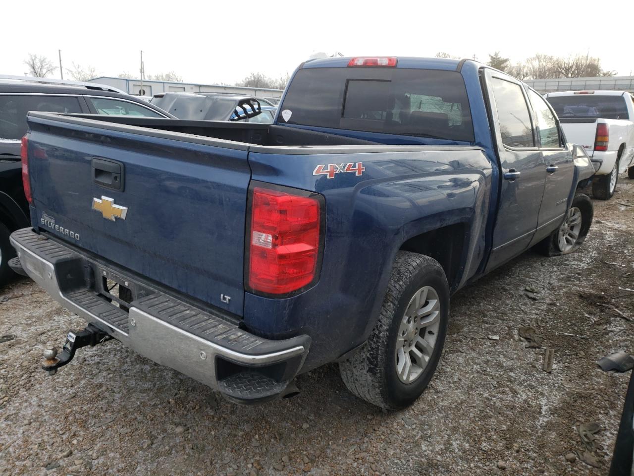 Photo 4 from auction – 2015 CHEVROLET SILVERADO with VIN 3GCUKREC5FG538393