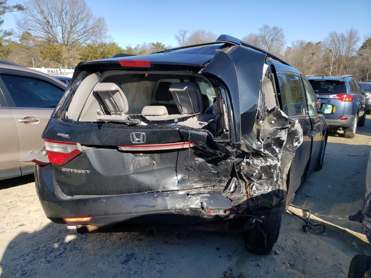 Photo 4 from auction – 2012 HONDA ODYSSEY TO with VIN 5FNRL5H99CB024818