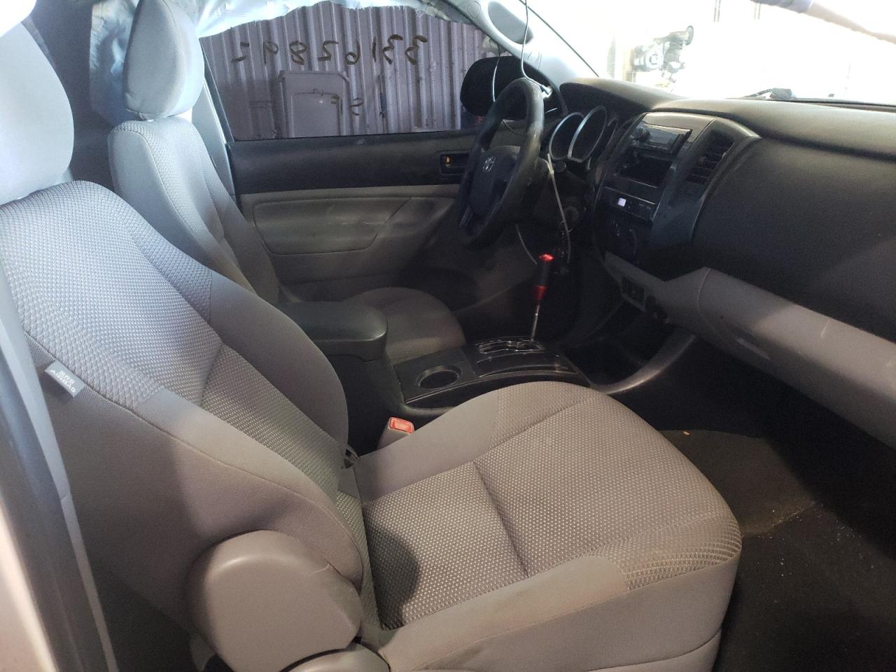 Photo 5 from auction – 2012 TOYOTA TACOMA with VIN 5TFPX4EN7CX012034