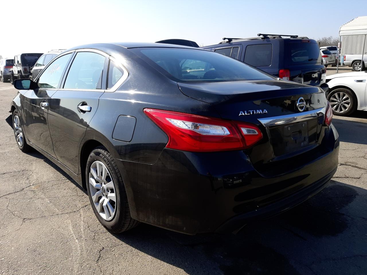 Photo 3 from auction – 2016 NISSAN ALTIMA 2.5 with VIN 1N4AL3AP2GC230856