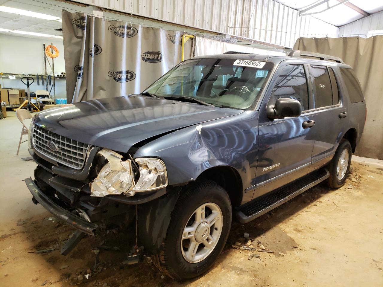 Photo 2 from auction – 2005 FORD EXPLORER X with VIN 1FMZU63K45ZA42407