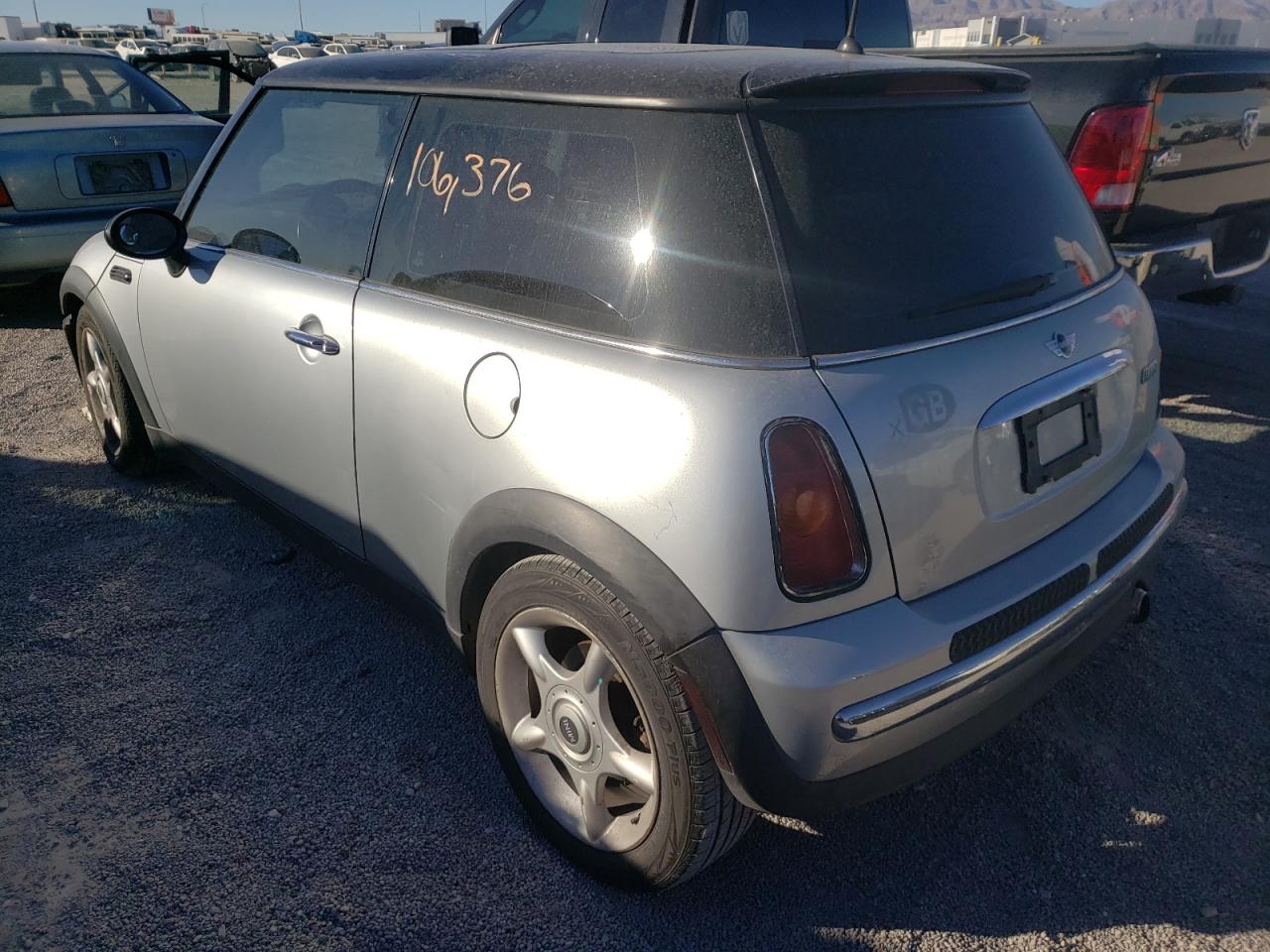 Photo 3 from auction – 2002 MINI COOPER with VIN WMWRC33462TE11211