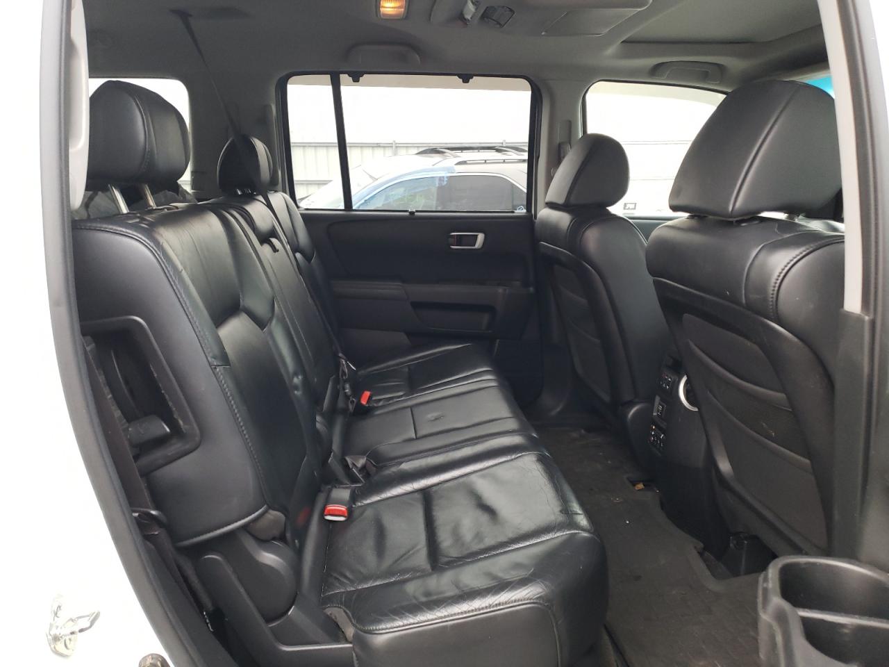 Photo 6 from auction – 2011 HONDA PILOT TOUR with VIN 5FNYF4H99BB048712