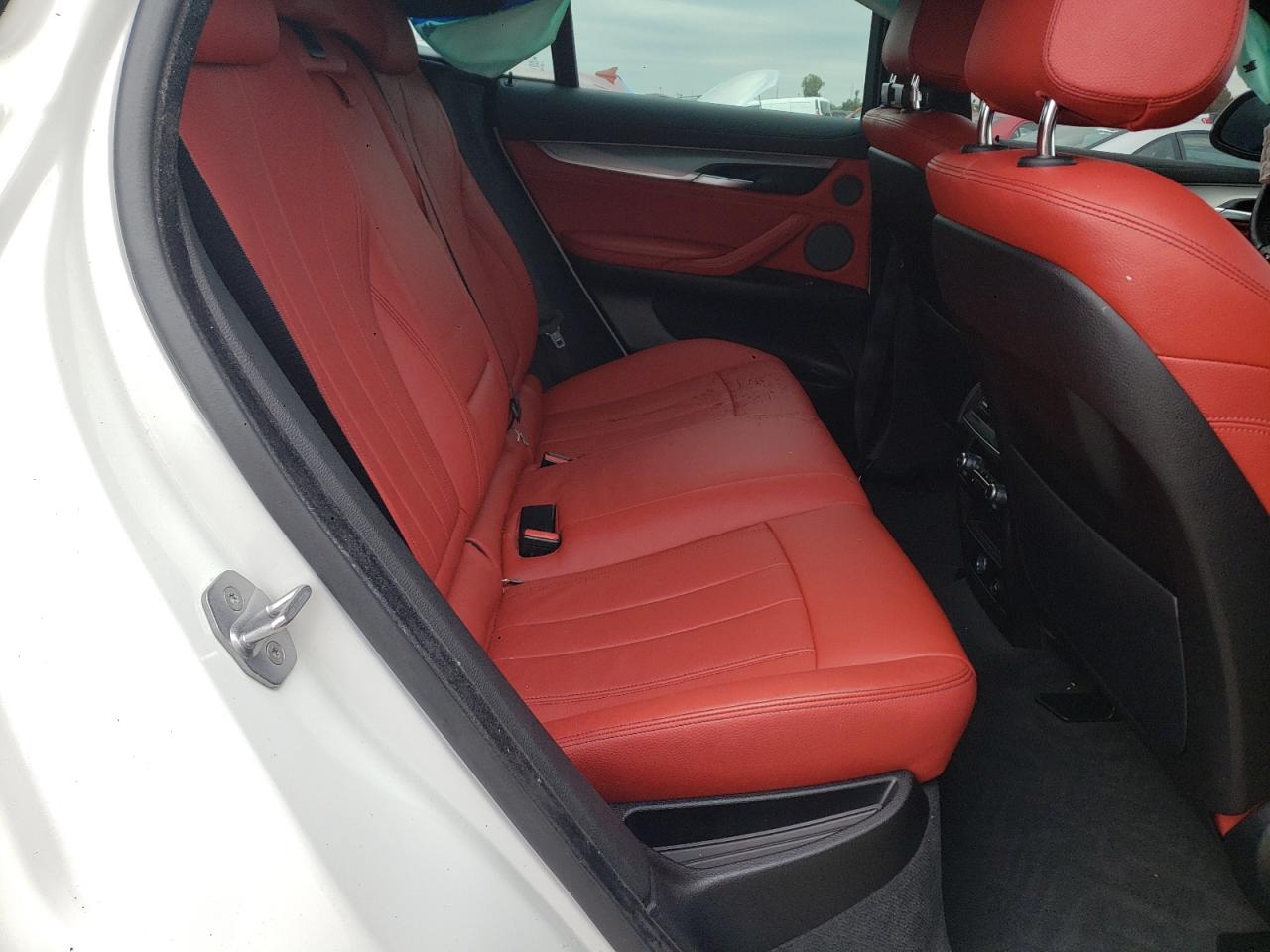 Photo 6 from auction – 2015 BMW X6 XDRIVE3 with VIN 5UXKU2C59F0N77374
