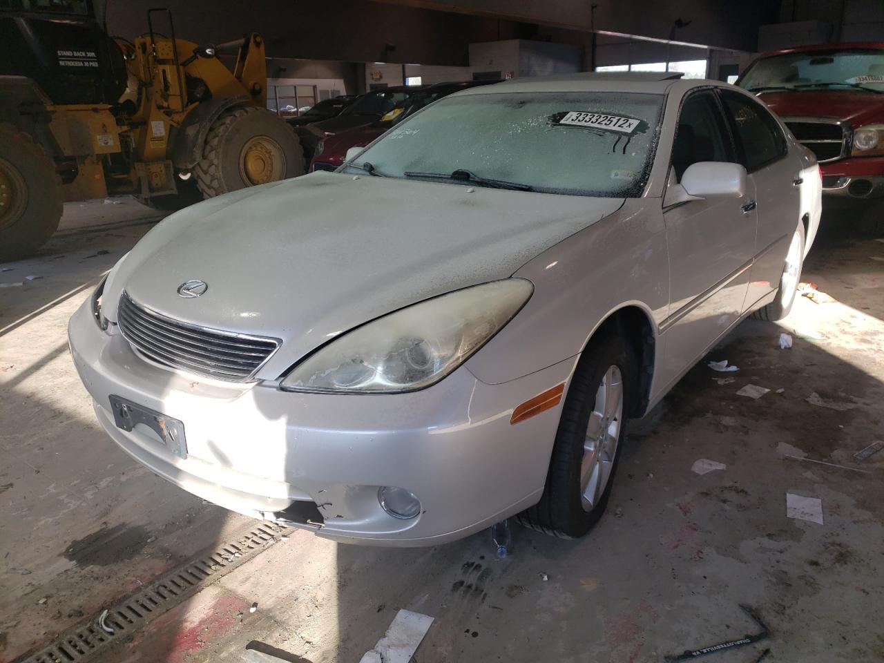 Photo 2 from auction – 2005 LEXUS ES 330 with VIN JTHBA30G055081742