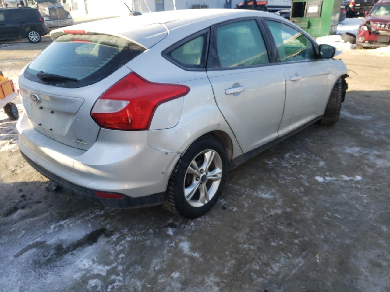 Photo 4 from auction – 2014 FORD FOCUS SE with VIN 1FADP3K28EL377488