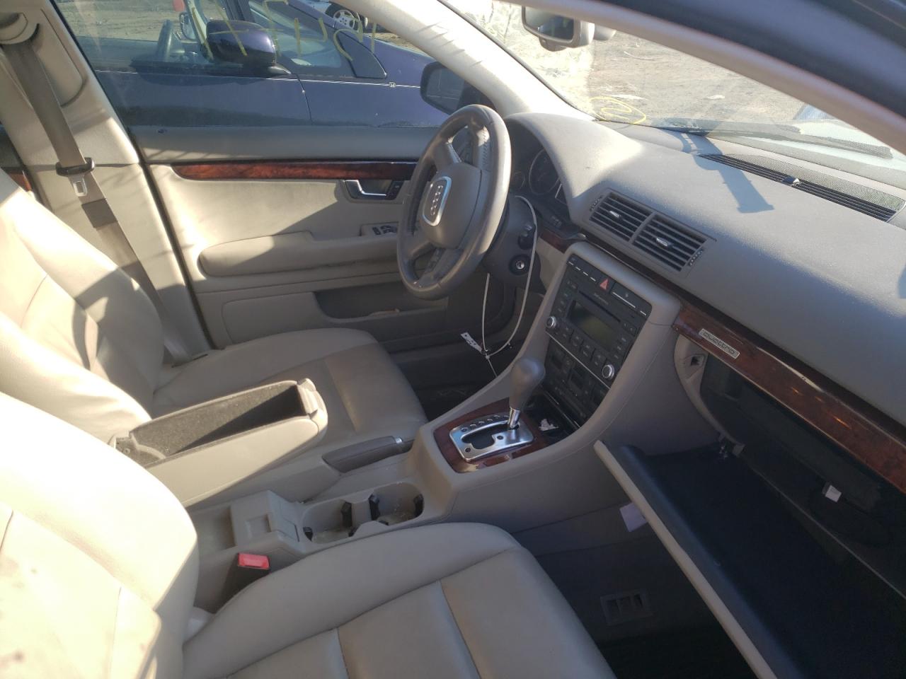 Photo 5 from auction – 2008 AUDI A4 2.0T QU with VIN WAUDF78E68A094106