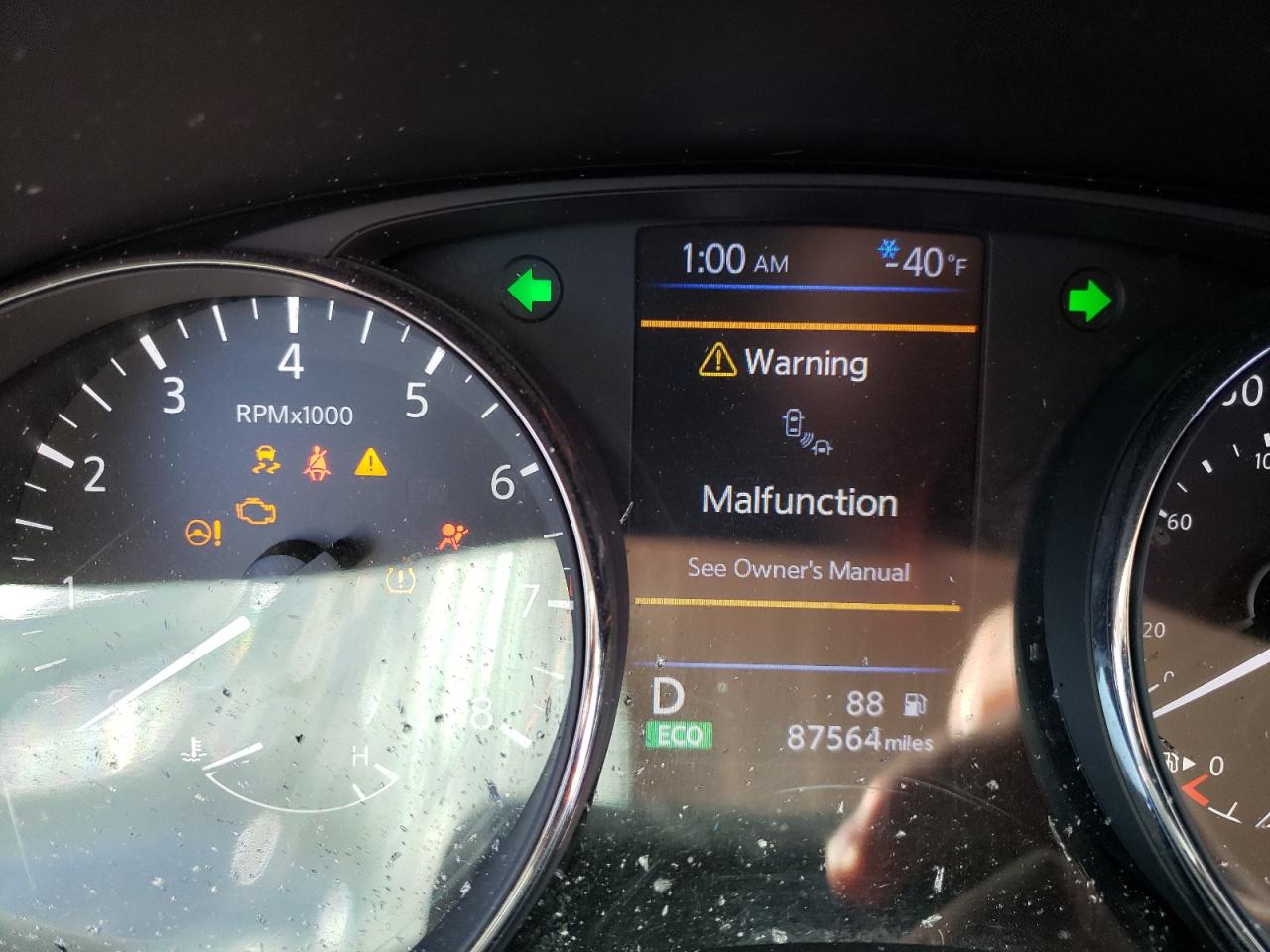 Photo 8 from auction – 2018 NISSAN ROGUE S with VIN 5N1AT2MT2JC728779