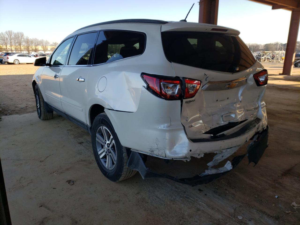 Photo 3 from auction – 2015 CHEVROLET TRAVERSE L with VIN 1GNKVHKD0FJ213159