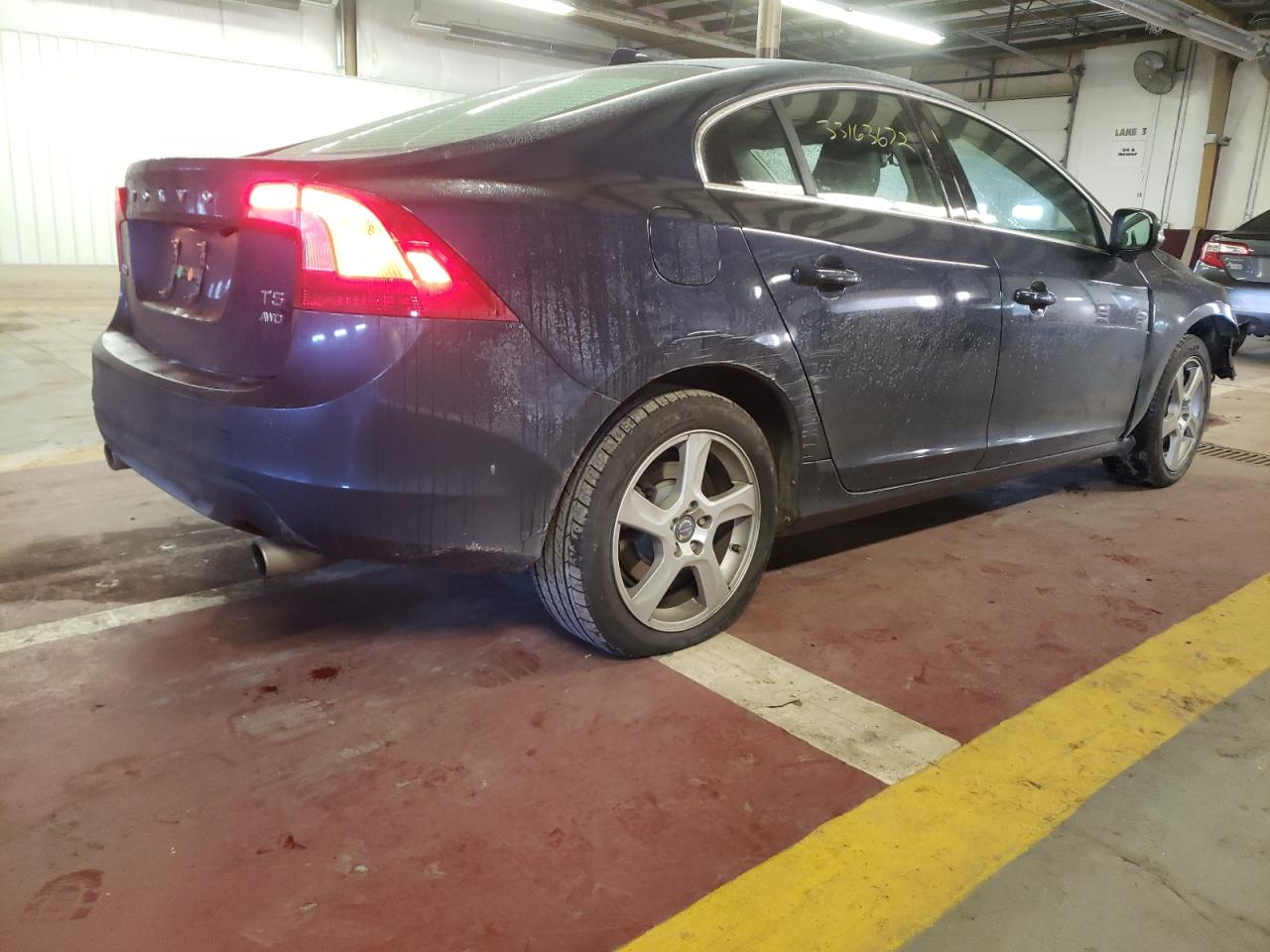 Photo 4 from auction – 2013 VOLVO S60 T5 with VIN YV1612FH5D2206676