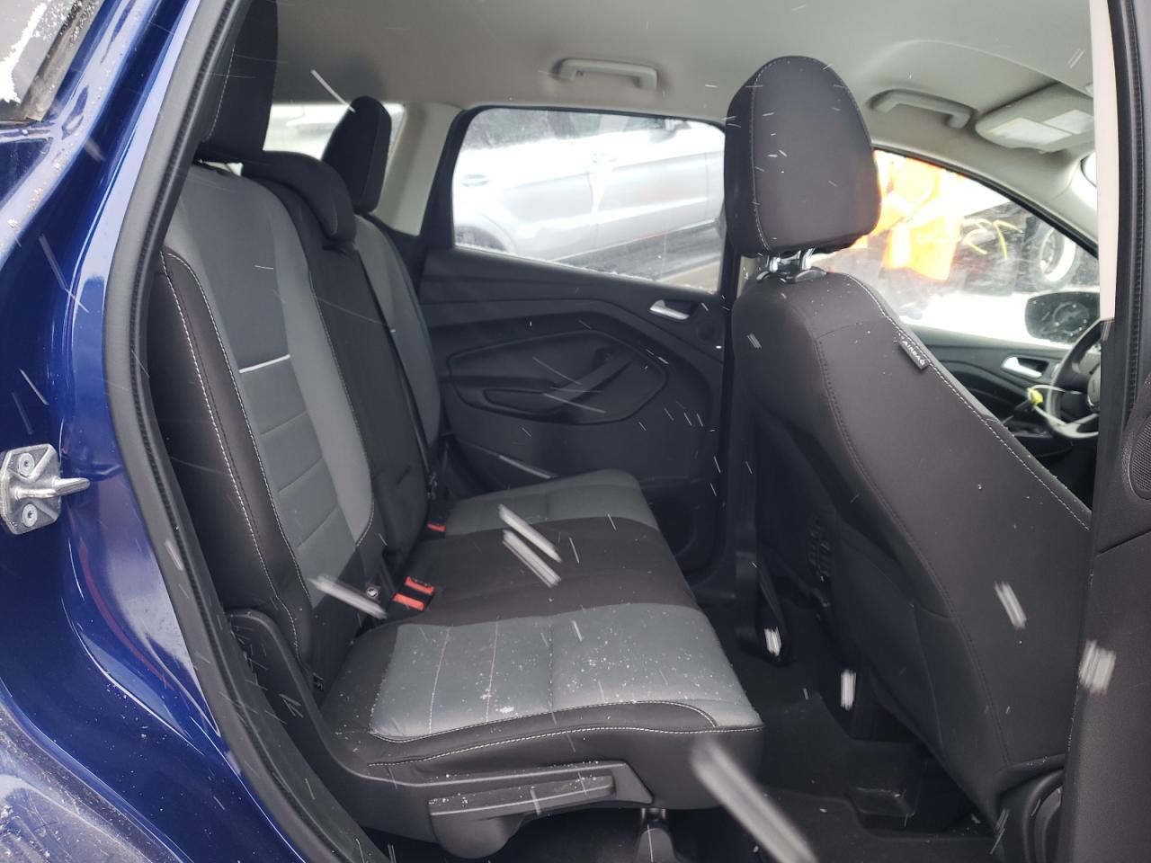 Photo 6 from auction – 2015 FORD ESCAPE SE with VIN 1FMCU0GX2FUA15472