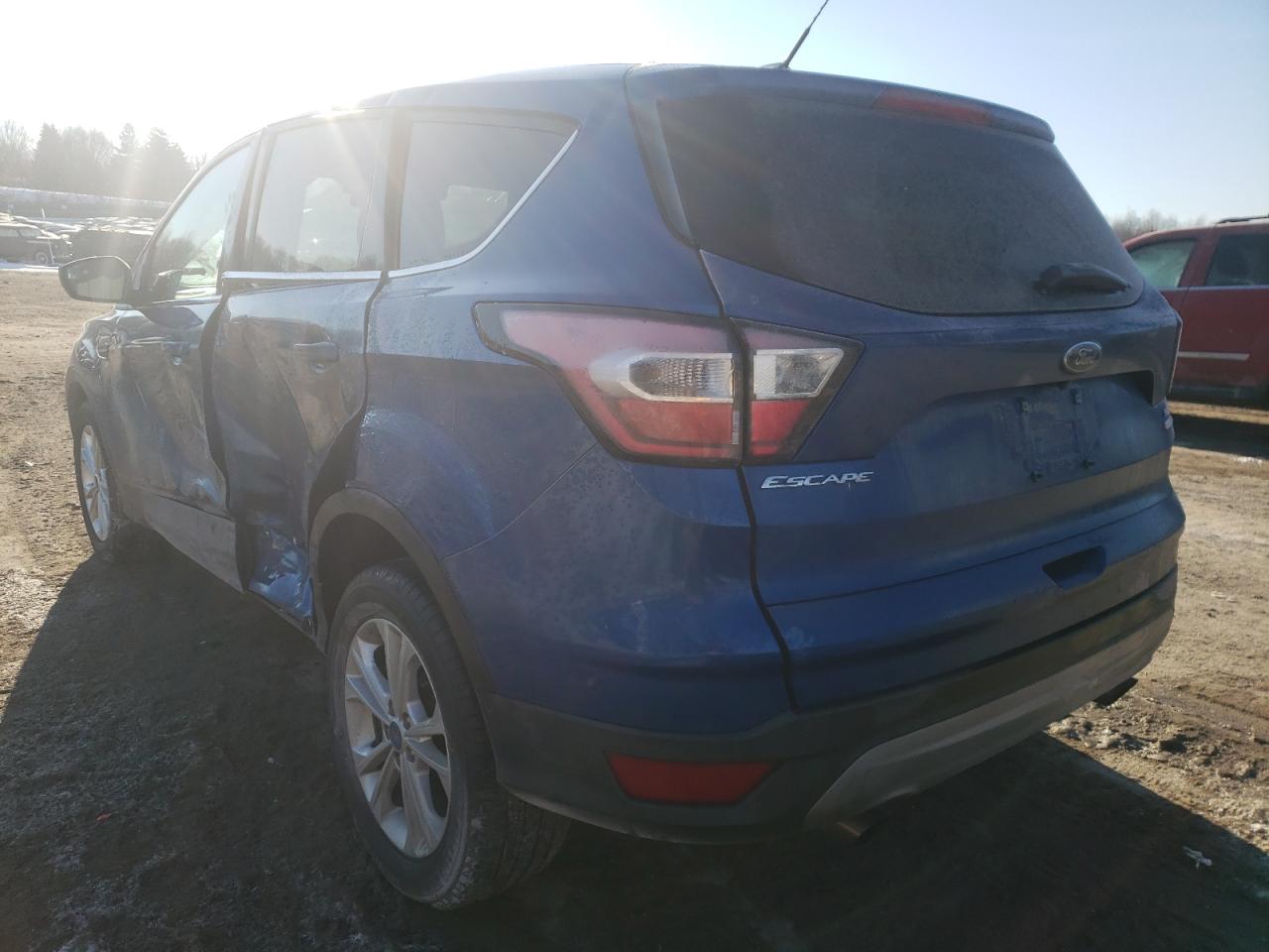 Photo 3 from auction – 2017 FORD ESCAPE SE with VIN 1FMCU9GD3HUE61613