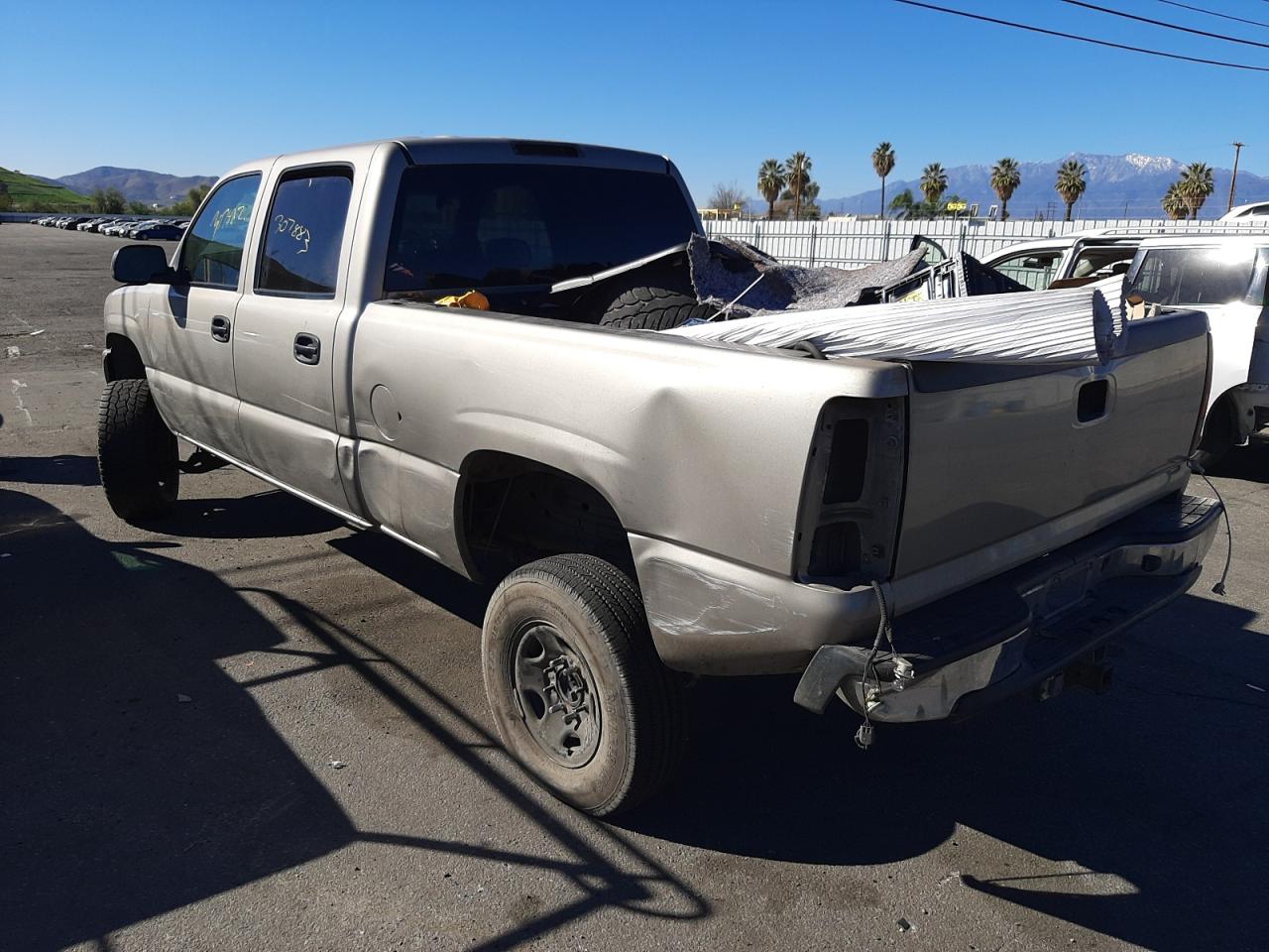 Photo 3 from auction – 2002 GMC SIERRA C15 with VIN 1GTGC13U22F238460