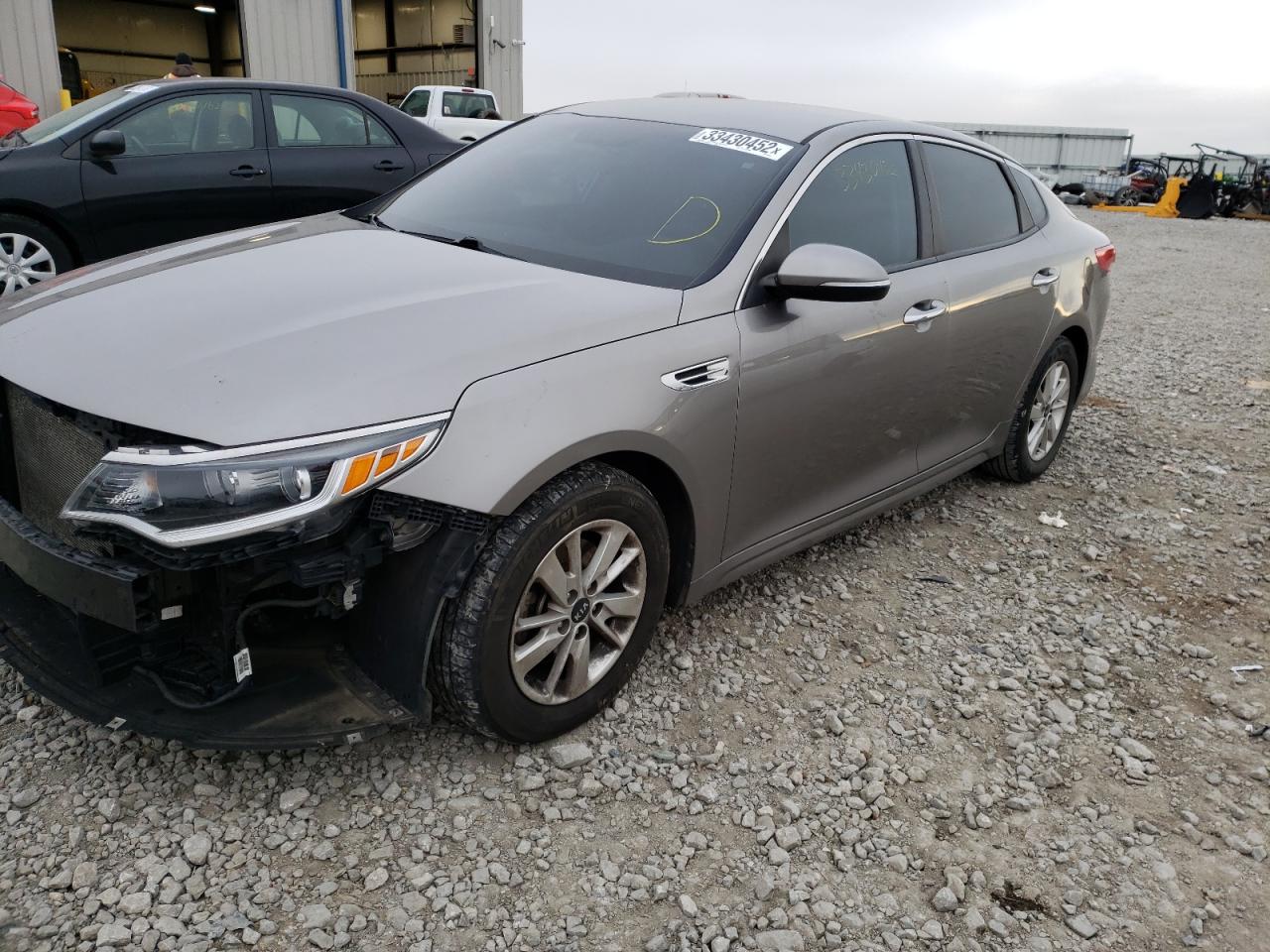 Photo 2 from auction – 2016 KIA OPTIMA LX with VIN 5XXGT4L32GG097651