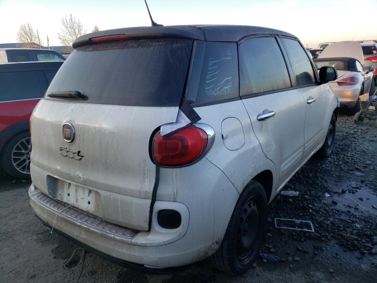Photo 4 from auction – 2014 FIAT 500L POP with VIN ZFBCFAAH3EZ015362