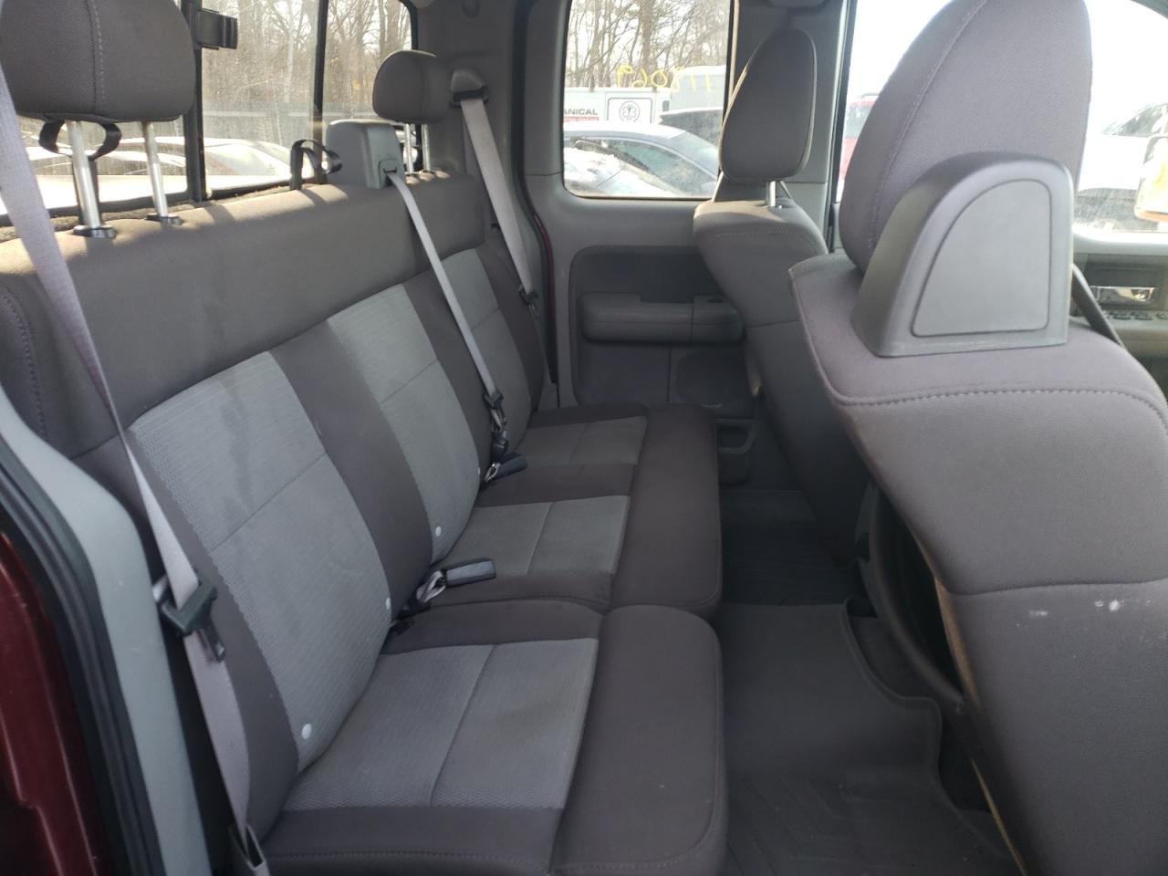 Photo 6 from auction – 2004 FORD F150 with VIN 1FTPX14554NB60518
