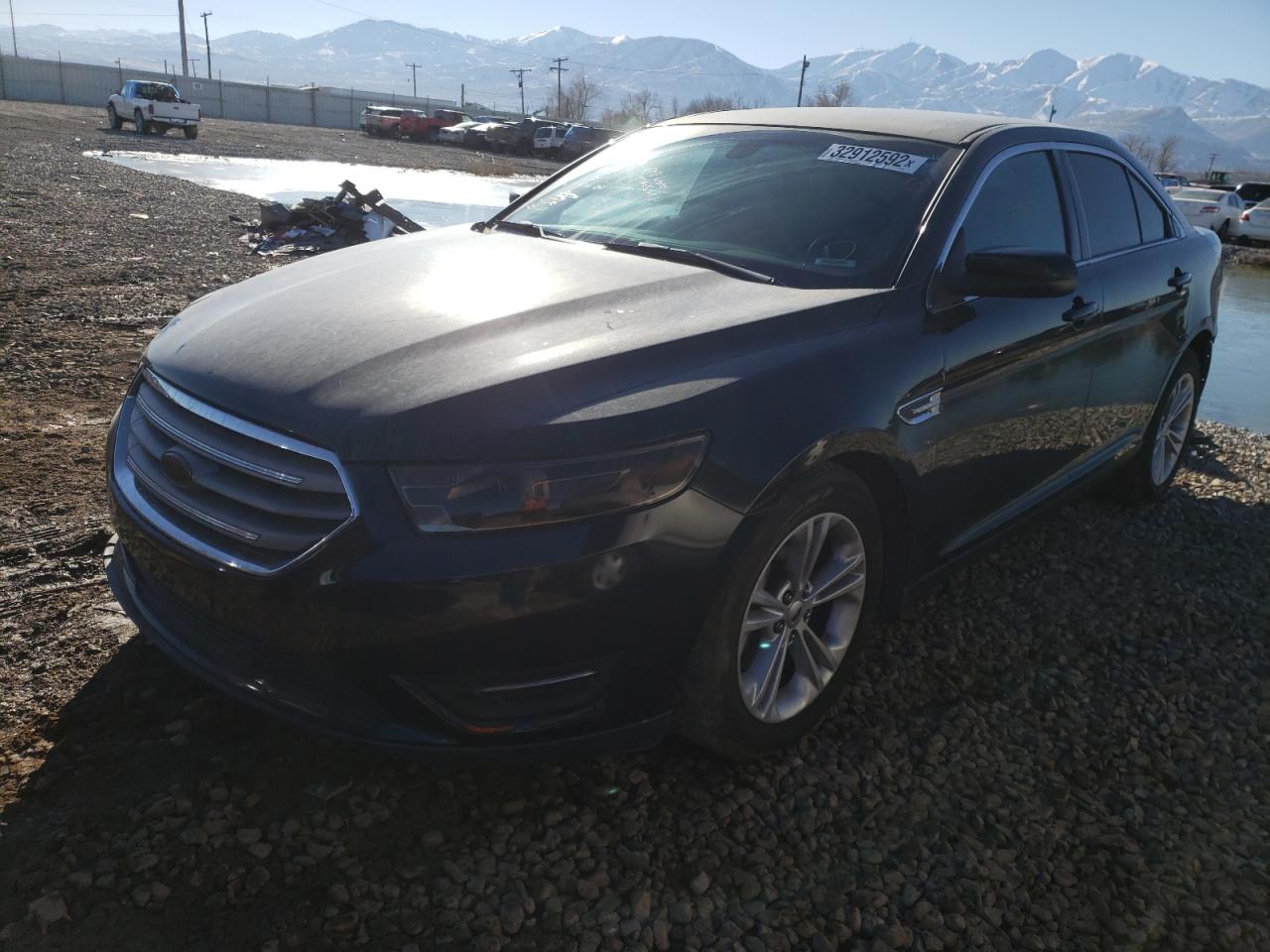 Photo 2 from auction – 2015 FORD TAURUS SEL with VIN 1FAHP2E94FG126417