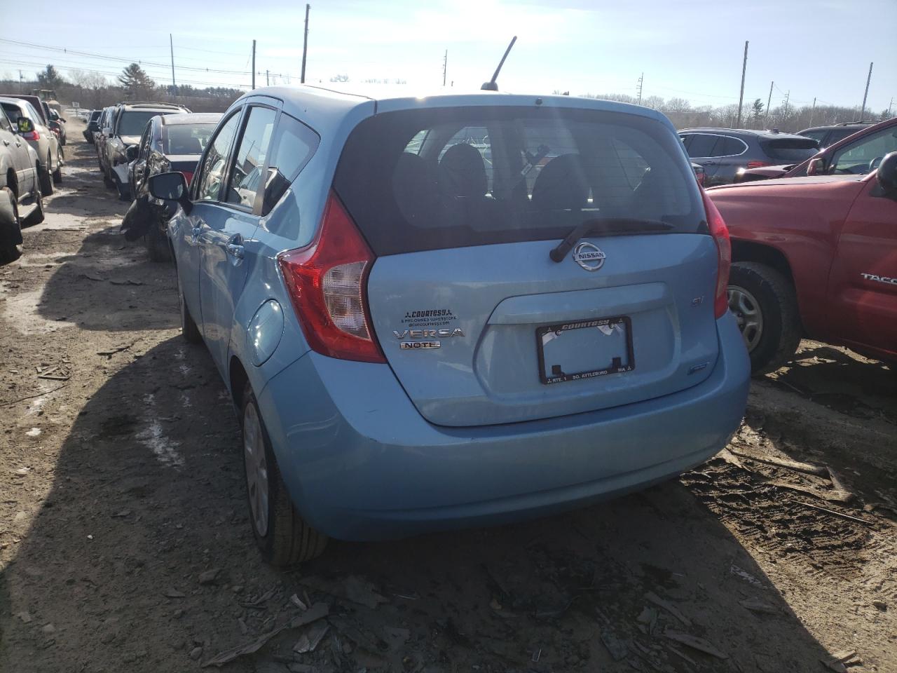 Photo 3 from auction – 2015 NISSAN VERSA NOTE with VIN 3N1CE2CP9FL403363