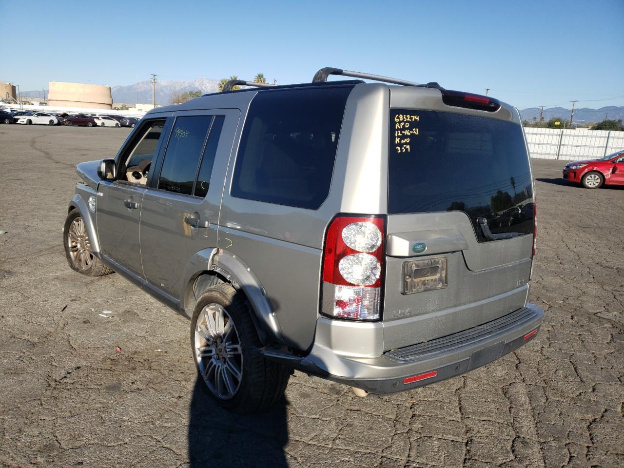 Photo 3 from auction – 2012 LAND ROVER LR4 HSE LU with VIN SALAK2D40CA602167