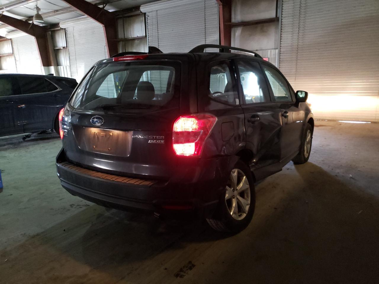 Photo 4 from auction – 2016 SUBARU FORESTER 2 with VIN JF2SJABC7GH407054