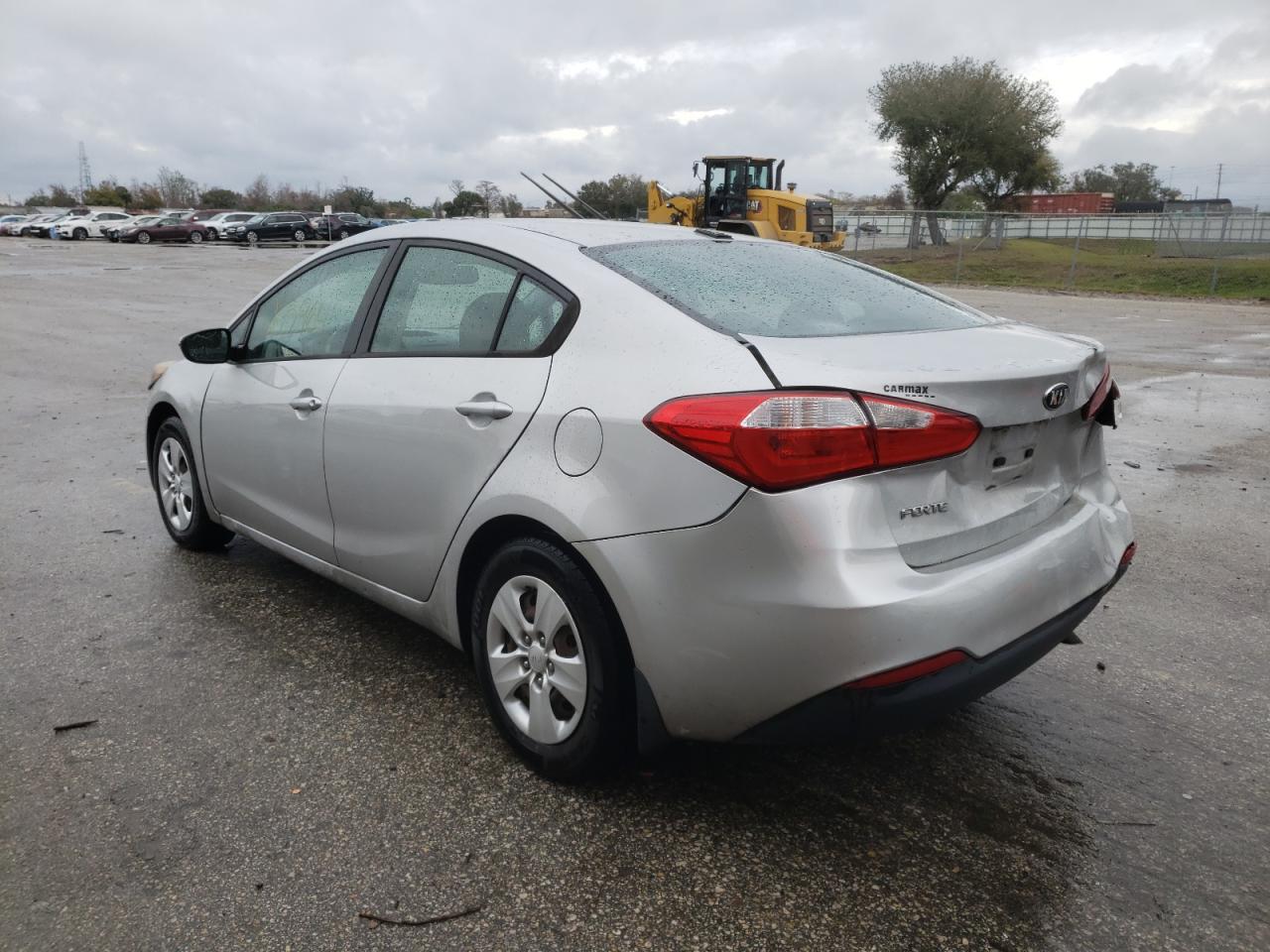 Photo 3 from auction – 2015 KIA FORTE LX with VIN KNAFX4A69F5410515