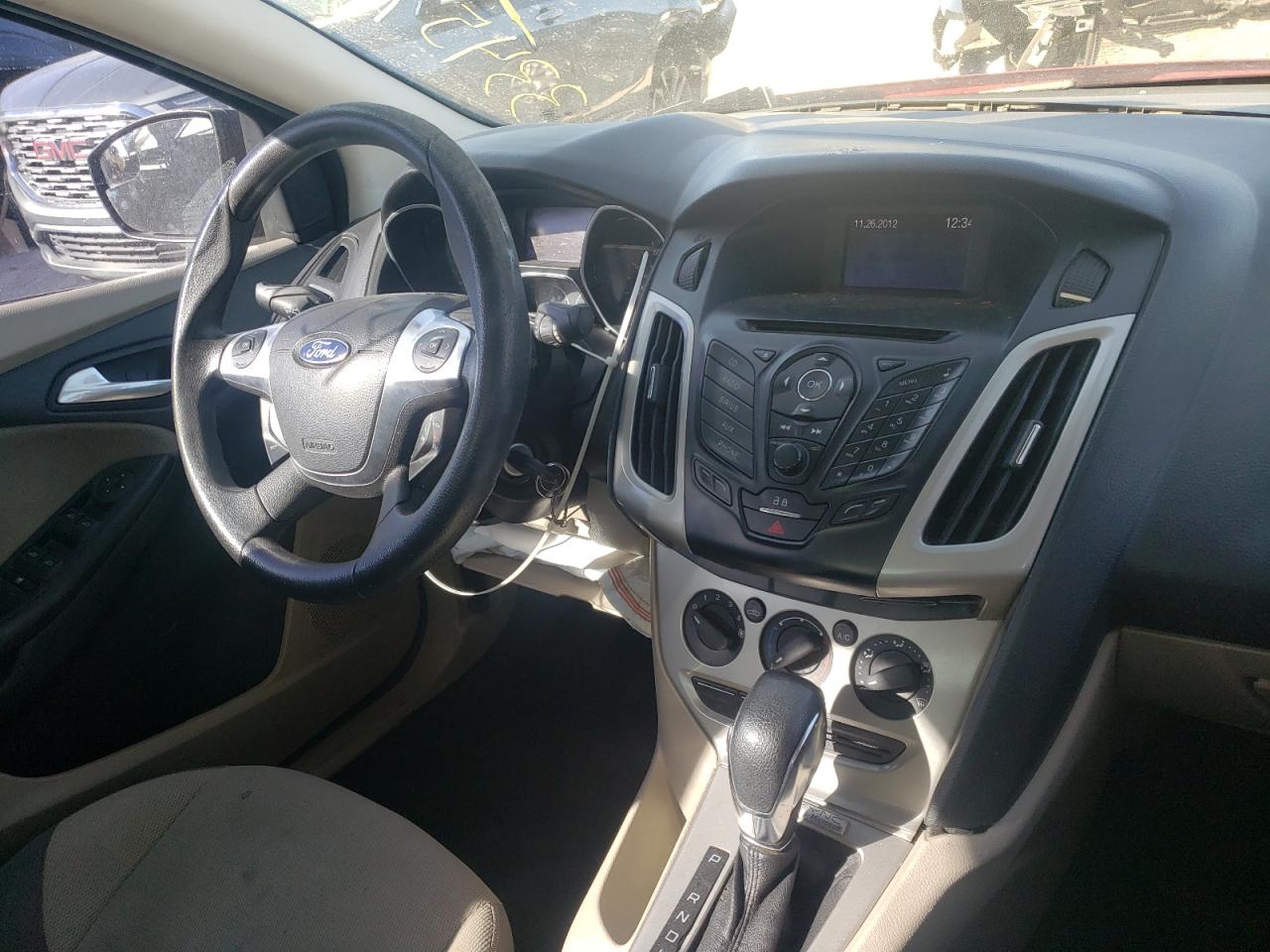 Photo 9 from auction – 2013 FORD FOCUS SE with VIN 1FADP3F29DL220996