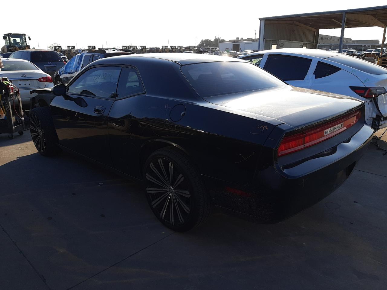 Photo 3 from auction – 2010 DODGE CHALLENGER with VIN 2B3CJ4DV4AH179651