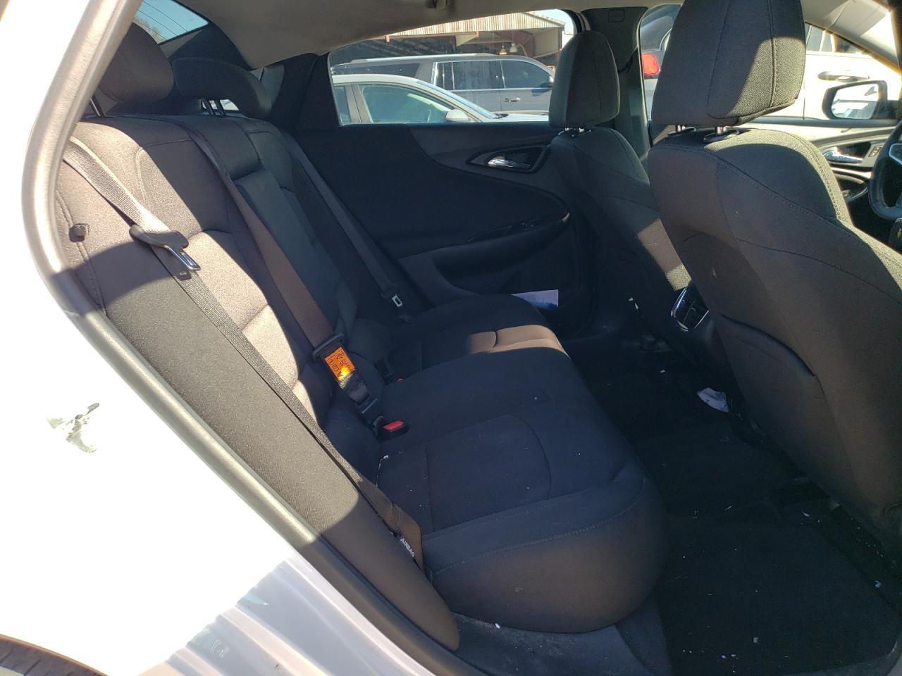 Photo 6 from auction – 2016 CHEVROLET MALIBU LT with VIN 1G1ZE5ST3GF178370